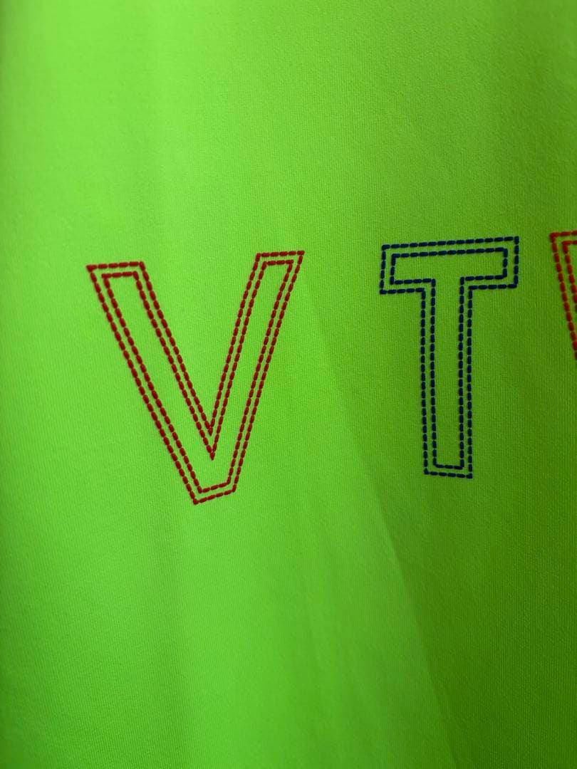 V12 V T W E L V E モックネックシャツ L