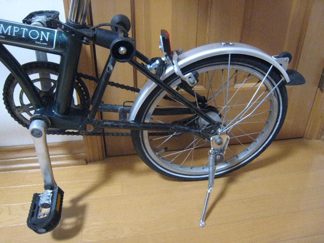 台湾ブロンプトン　グリーン　前後ブレーキ＆変速用ケーブルなし