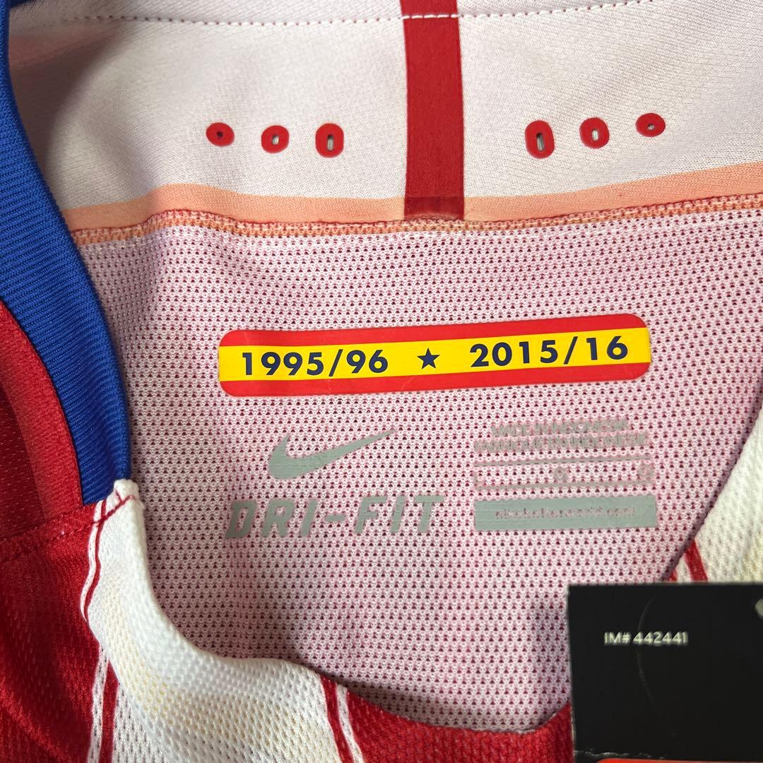 アトレティコマドリード　ユニフォーム