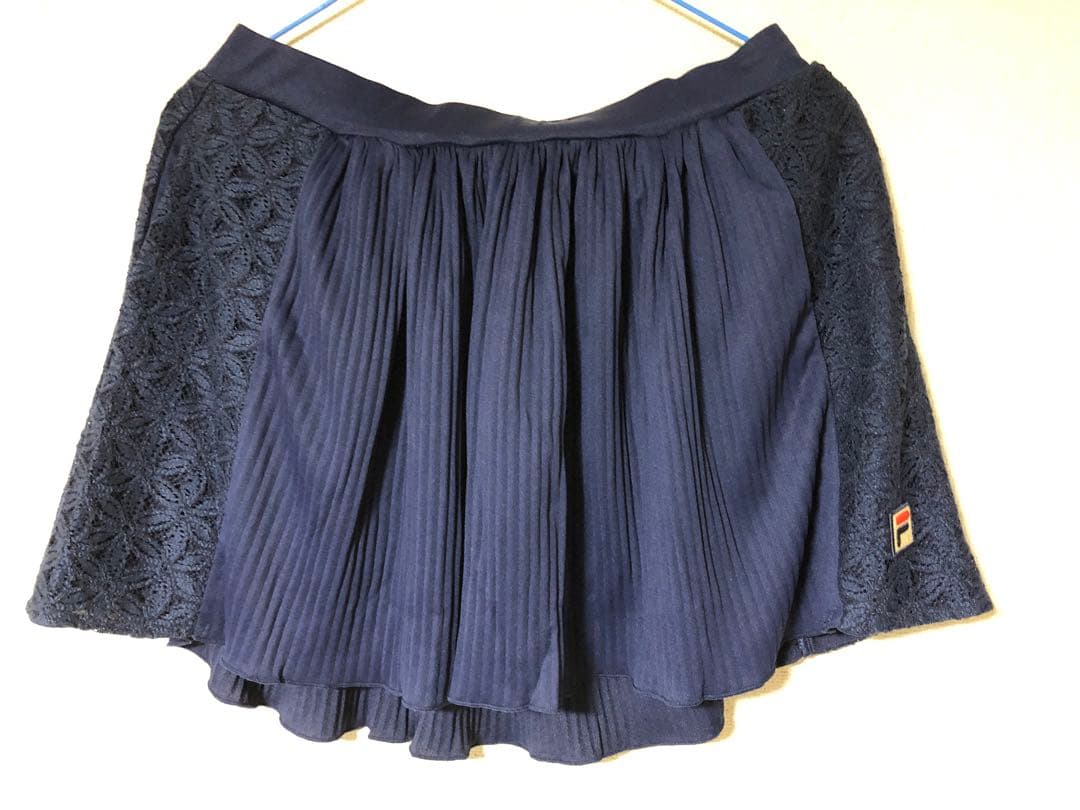 新品未使用 FILA フィラ ネイビー レース有り　スカート スコート Lサイズ