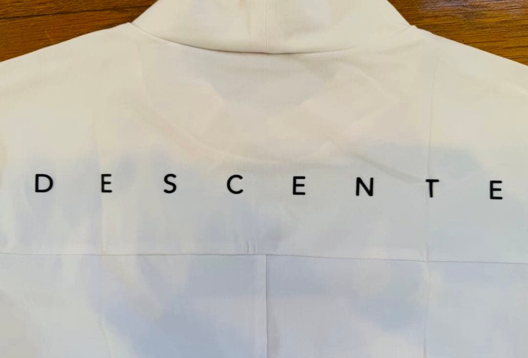 DESCENTE GOLF 半袖ハイネックシャツ&ショートパンツセット M