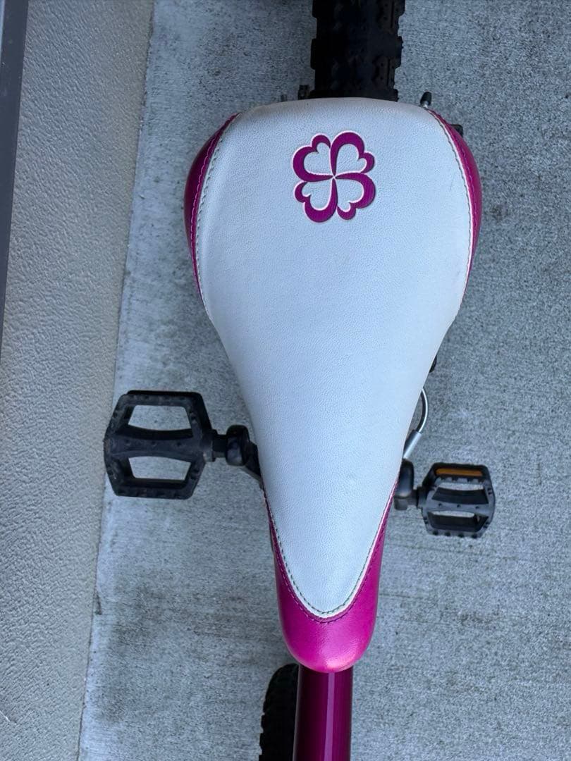ヨツバサイクル 18インチ クリスタルピンク