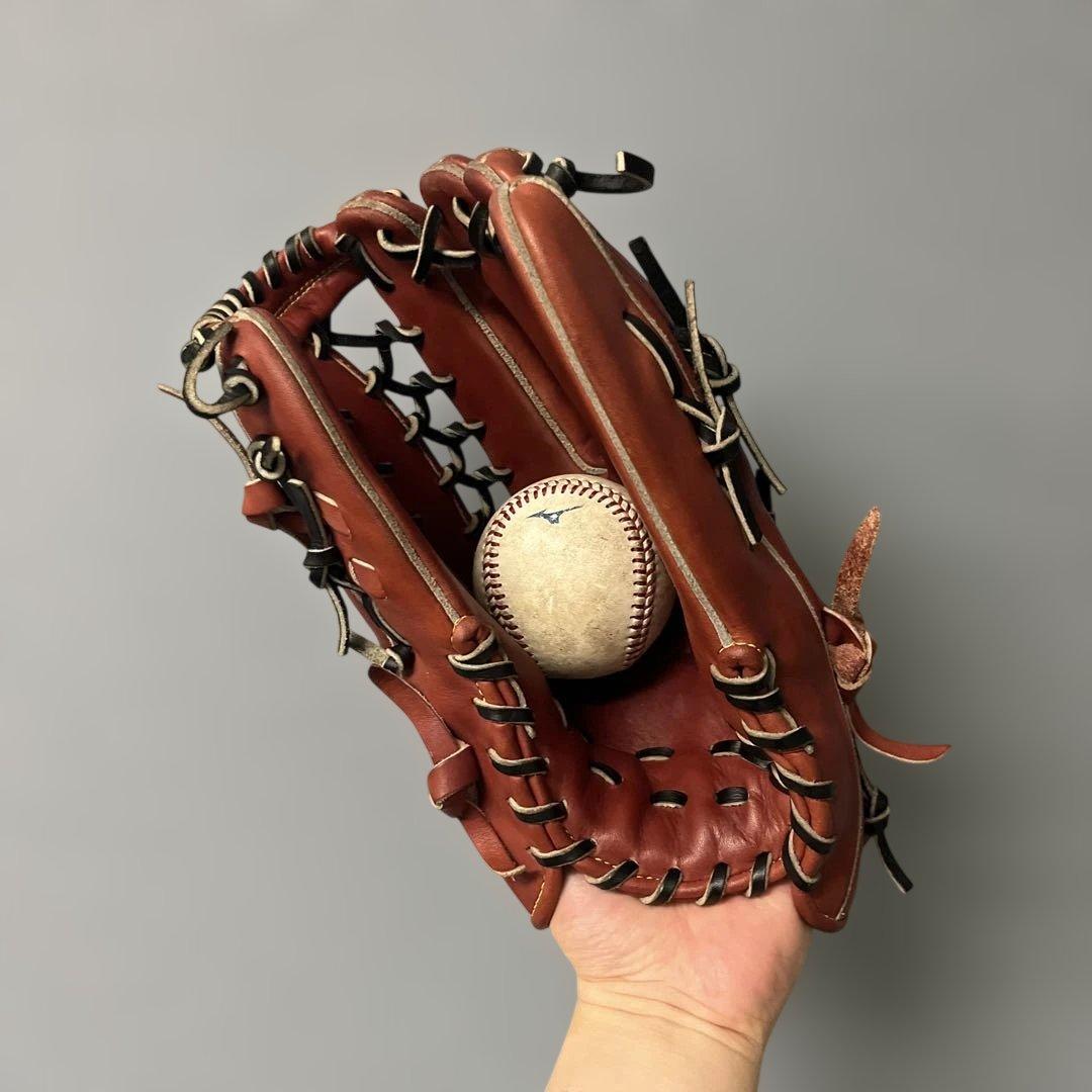 1403 ミズノ グローバルエリート 極美品 型抜群 軟式 外野手用グローブ
