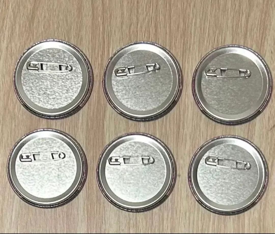 プロセカ　小豆沢こはね　缶バッジ　セカイの宝石箱