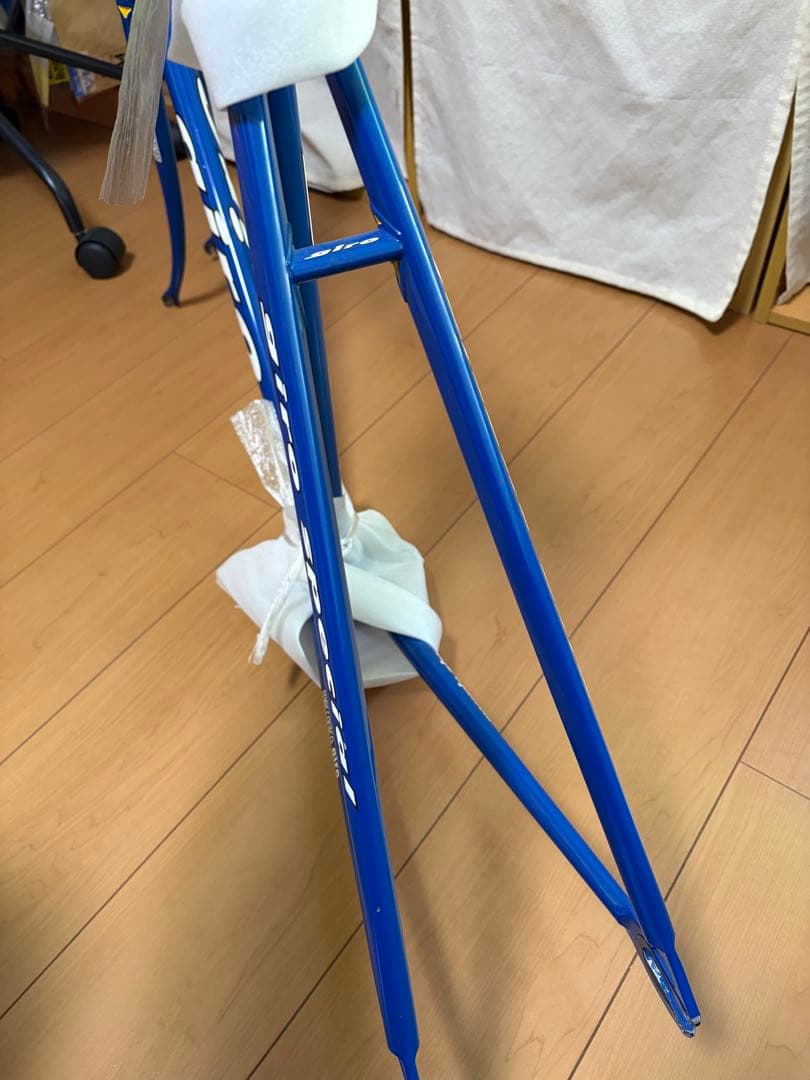 giro ピストフレーム njs