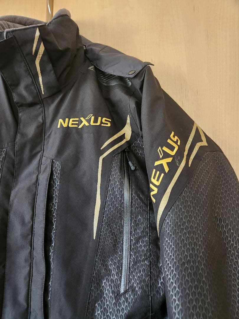 「新品同様」NEXUS フィッシングスーツ GORE-TEX 上下セット