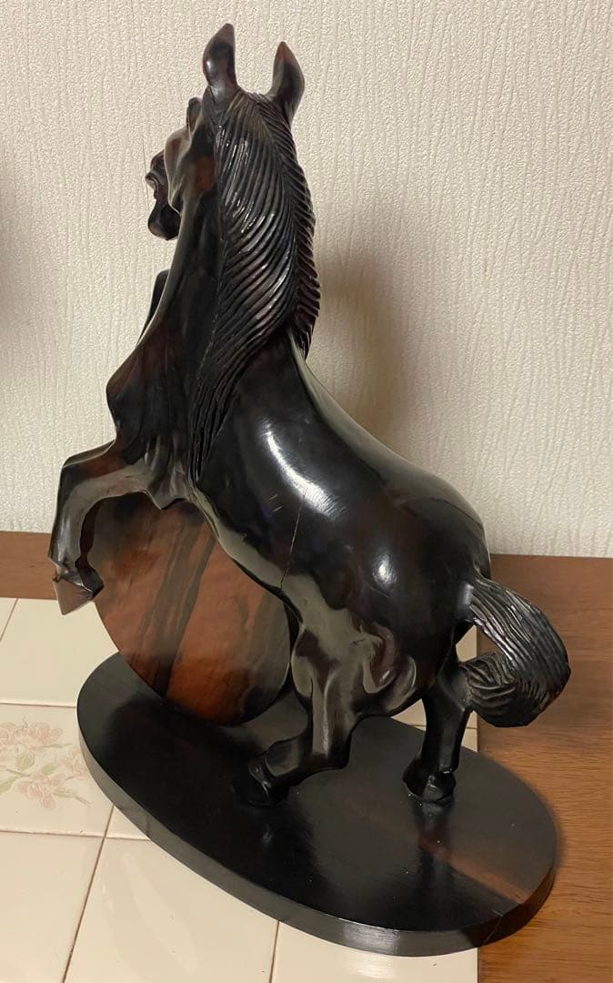 ビンテージ　天然木　無垢材　縞黒檀　跳ね馬　縁起物　置物　レトロ　彫刻　骨董品