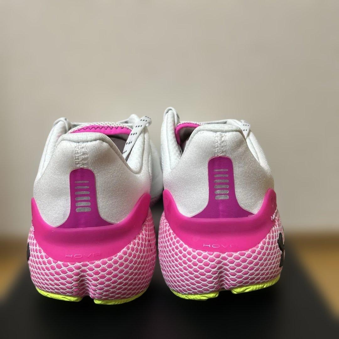 アンダーアーマー UA W ホバー マキナ3 Pink Black 23.0cm