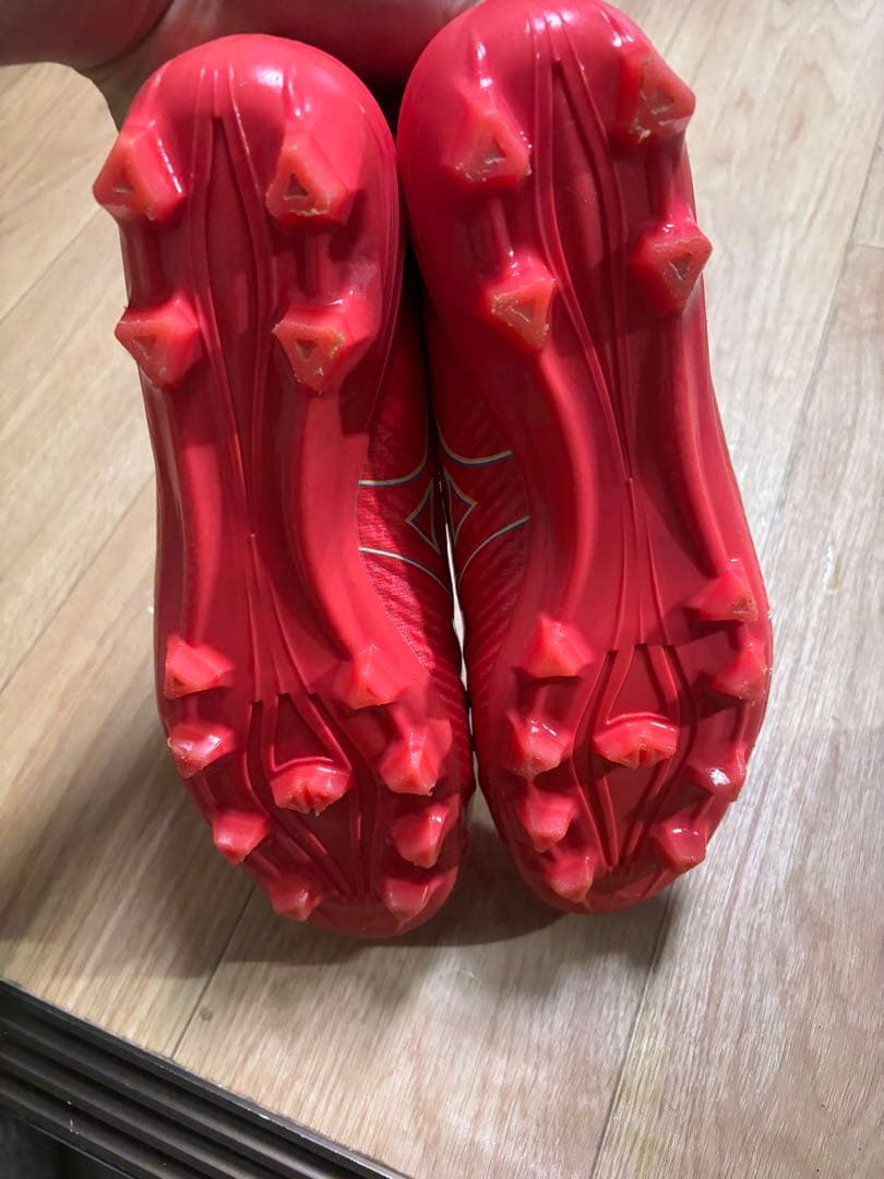 Mizuno アルファプロ サッカーシューズ レッド