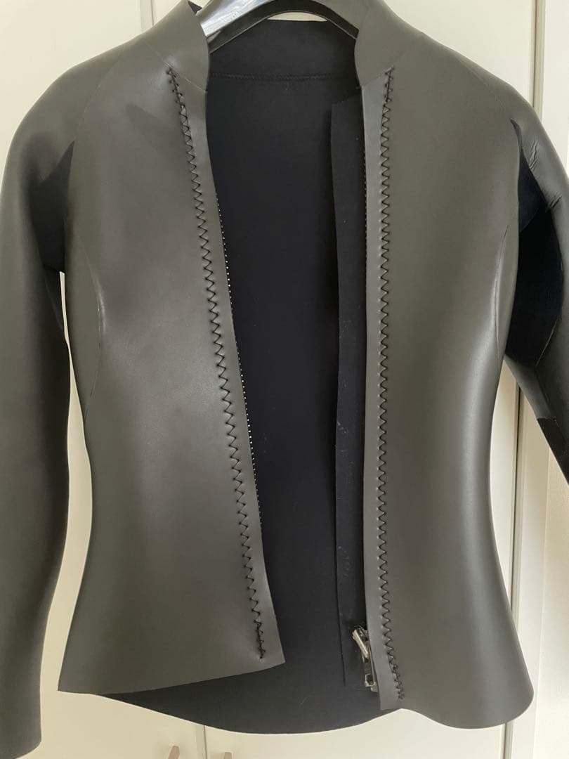 MARIA wetsuits タッパー