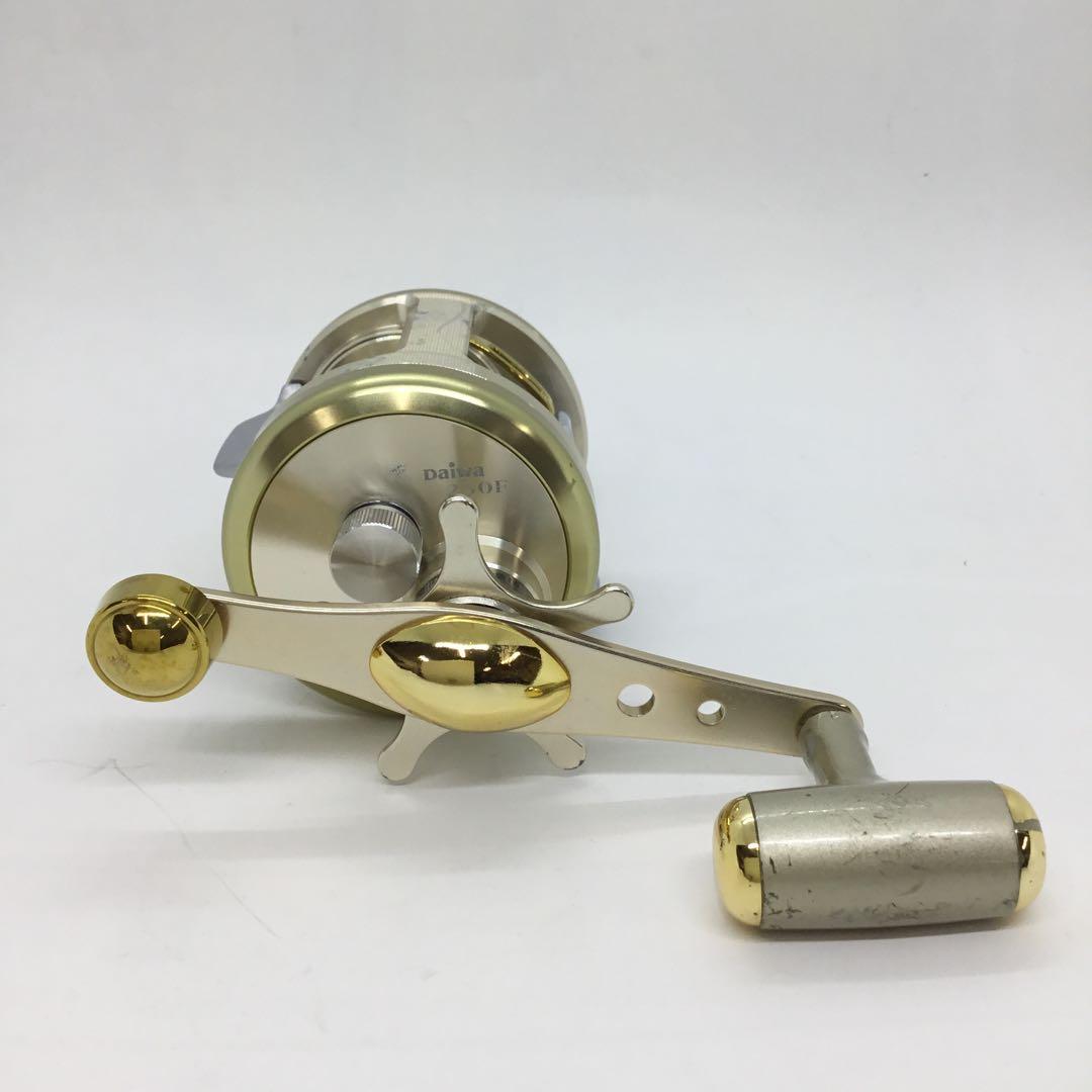 ダイワ　ミリオネアCV-Z250F(中古品)