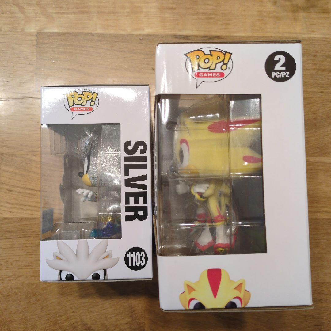 Funko POP ファンコポップ　スーパーソニック　スーパーシャドウ　シルバー