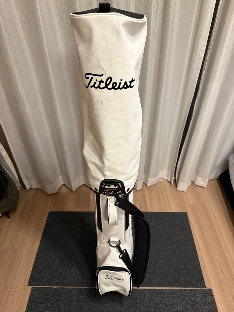 と*ろ様 Titleist キャディバッグ ホワイト/ブラック