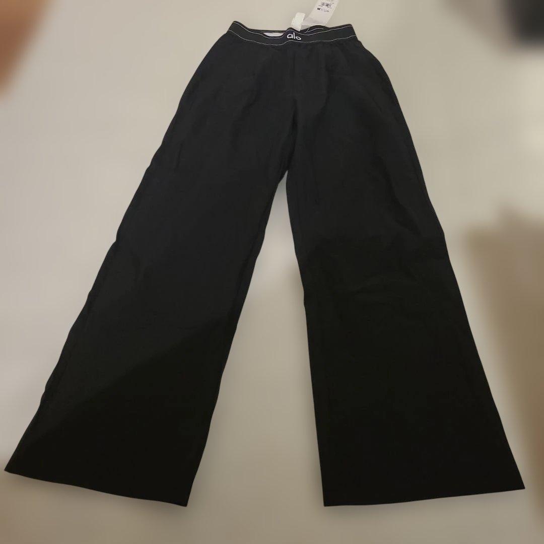 Alo yoga suit up trouser ワイドパンツ (アロヨガー)