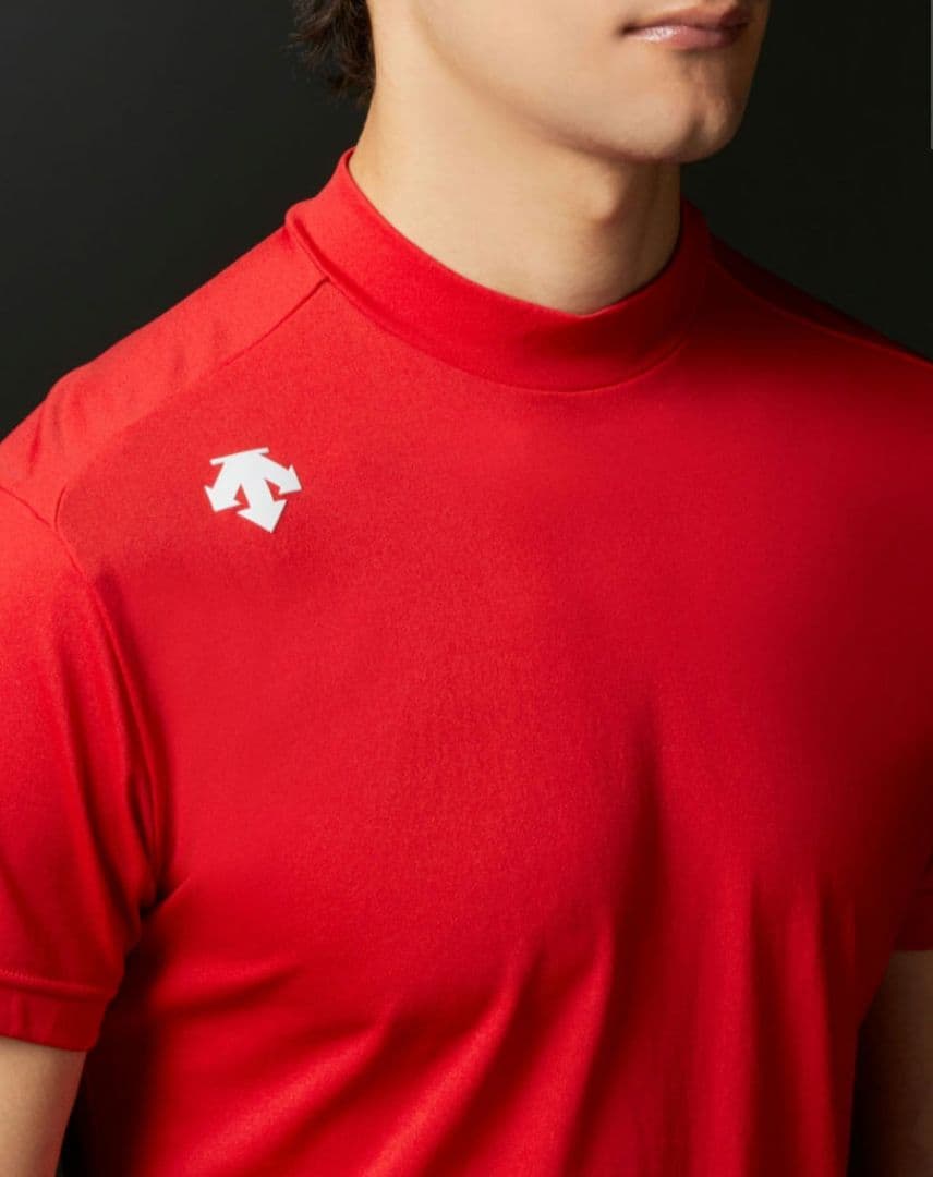 【美品】デサントゴルフ モックネックシャツ M 赤 完売モデル ストレッチ