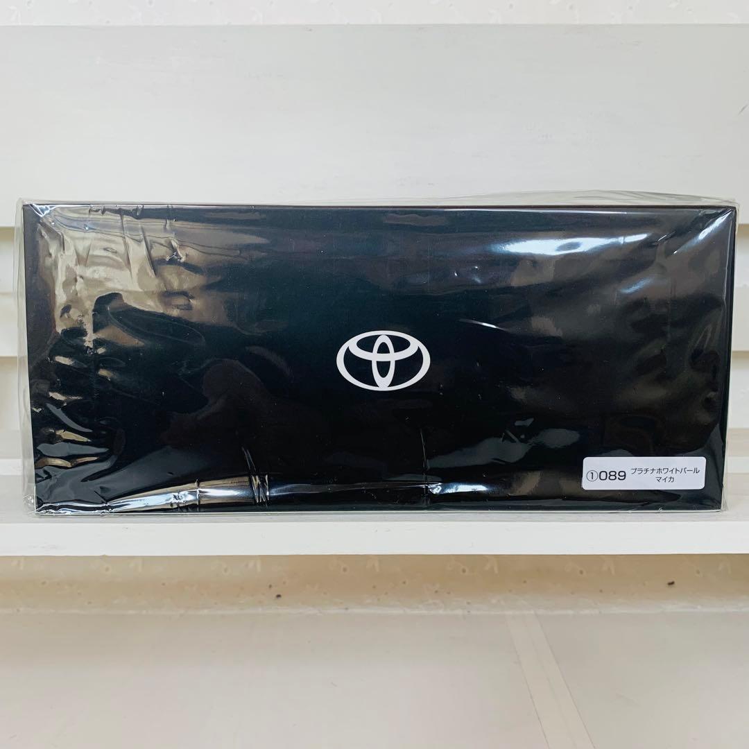 [新品]トヨタ COROLLA CROSS カローラクロス ミニカー 後期型