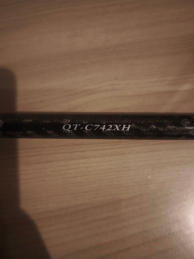 美品　QUARTED SLASH QT-C742XH