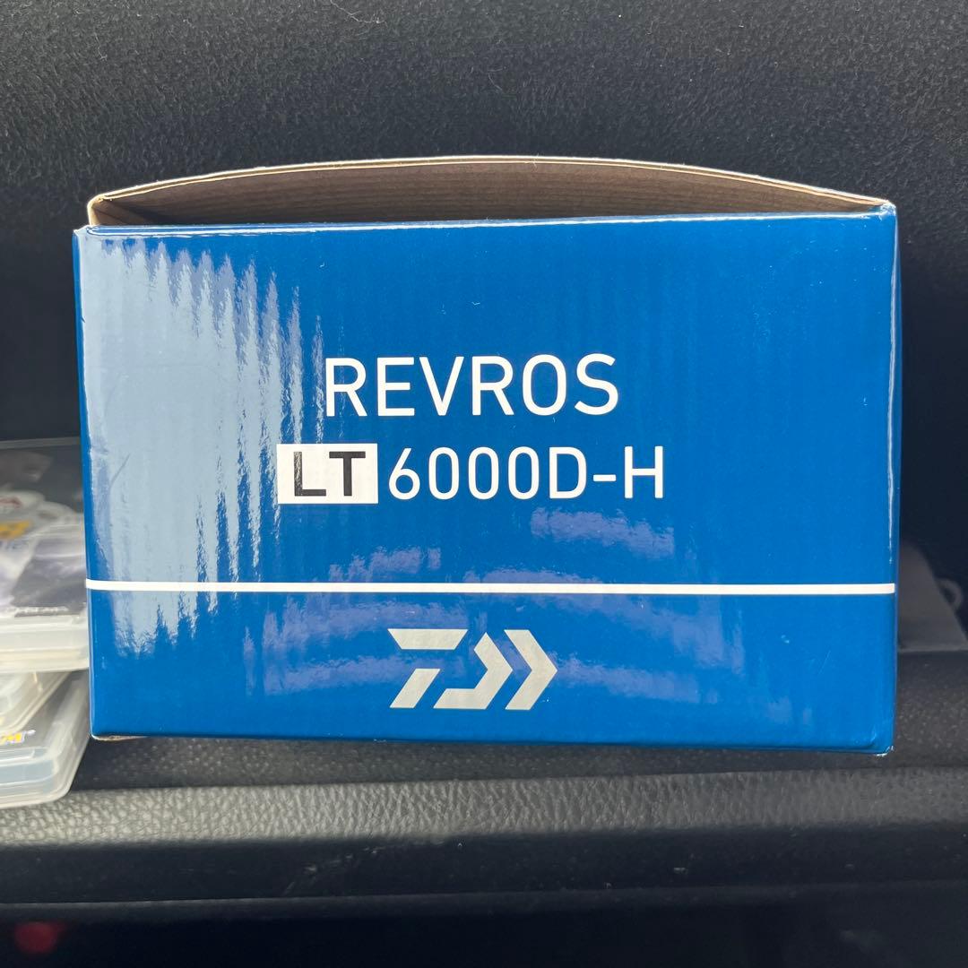 Daiwa REVROS LT 6000D-H リール
