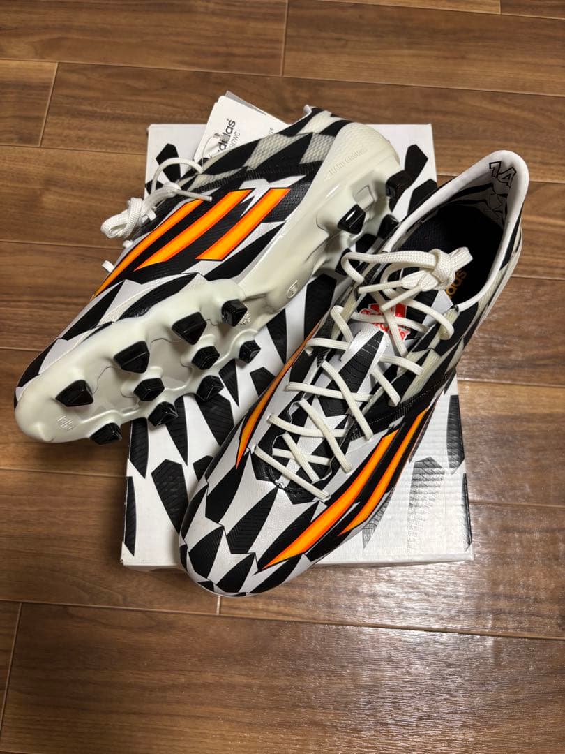 adizeroF50 HGWCスパイクシューズ　27cm