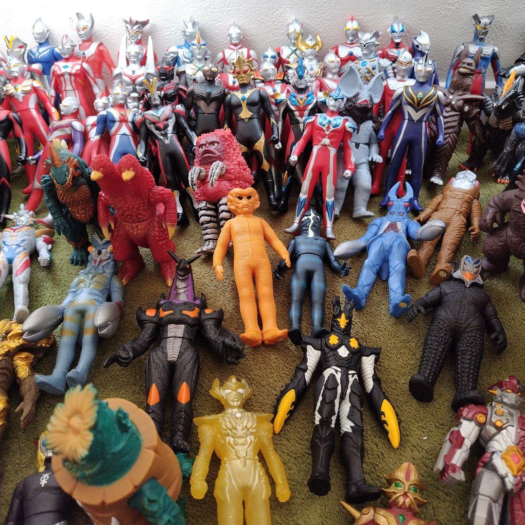 こちらは専用ページになります。 ウルトラマンフィギュア コレクション