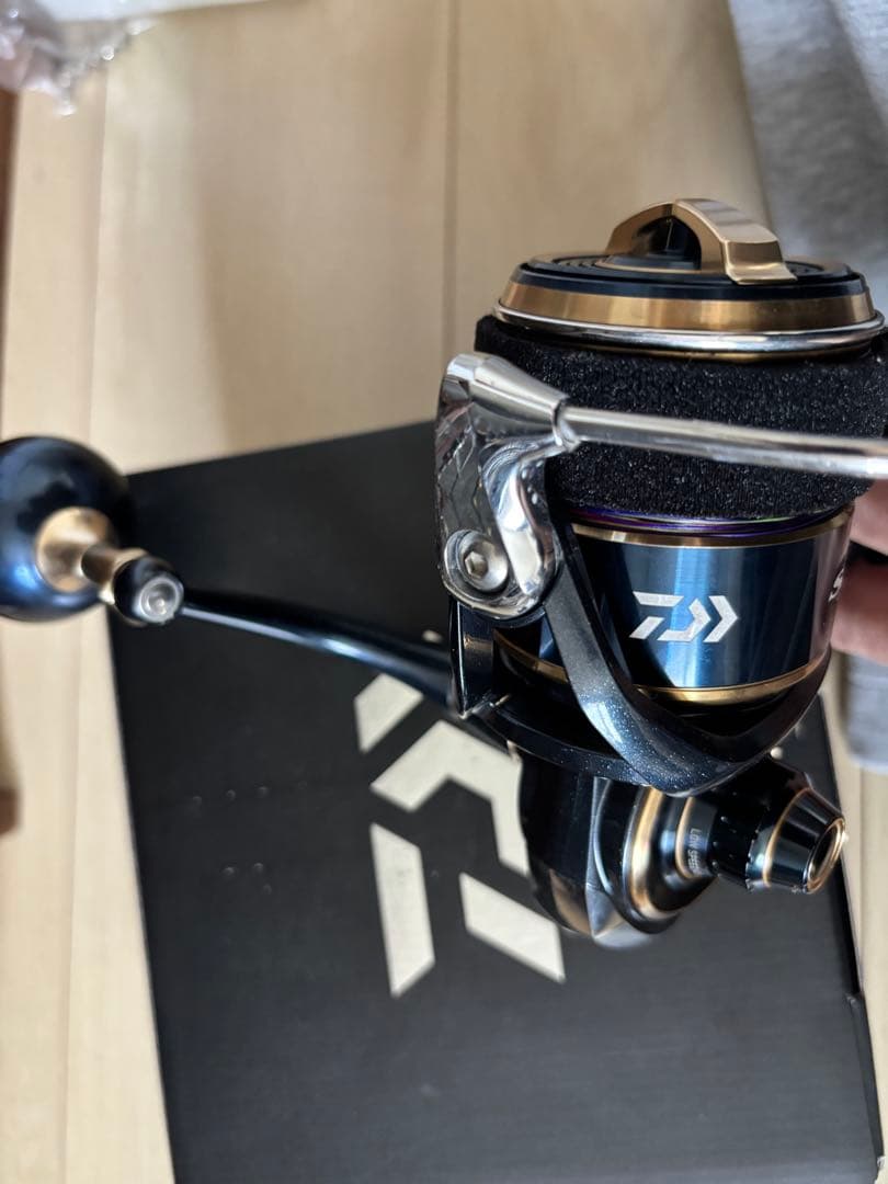 DAIWA SALTIGA 20 8000 Pリール