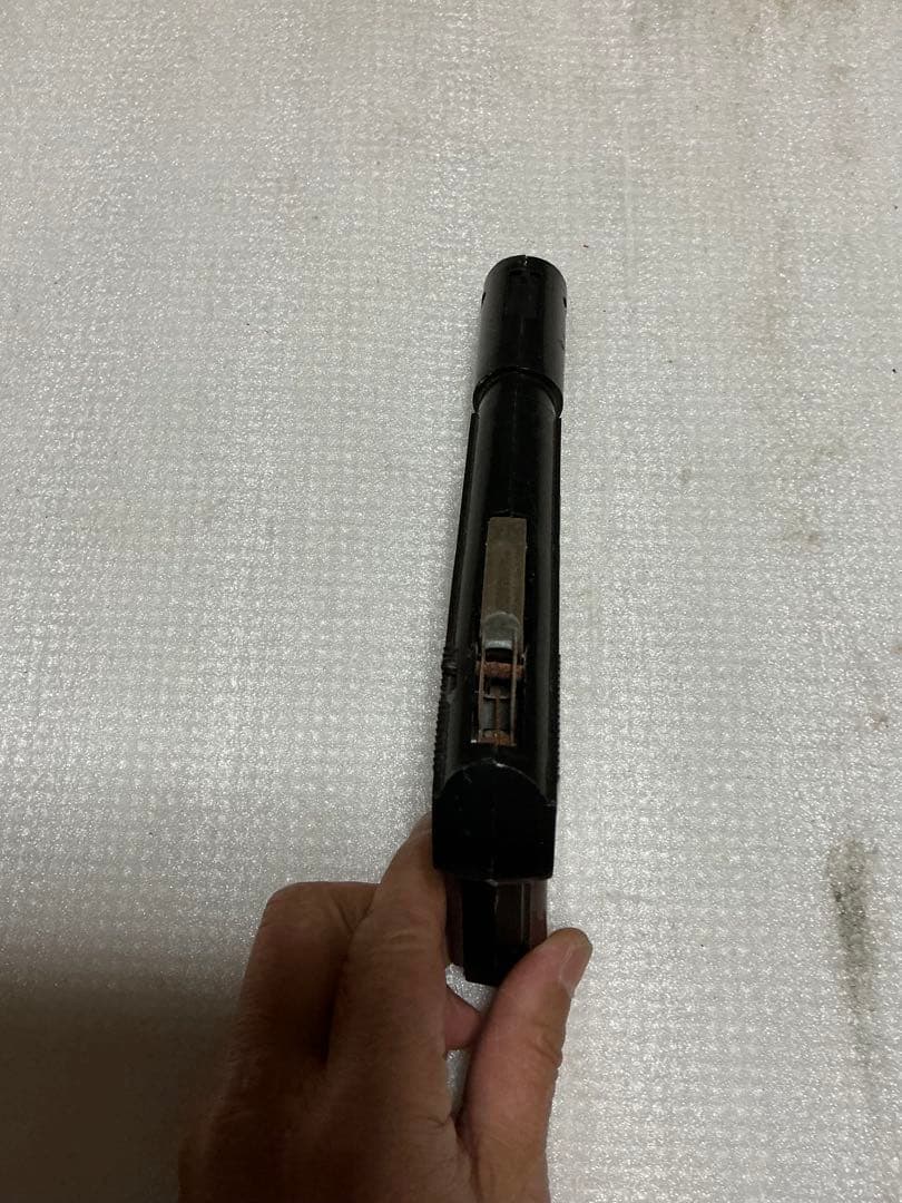 駄菓子屋の玩具ピストル／キャプテン・AT 770W。GVN NO81。