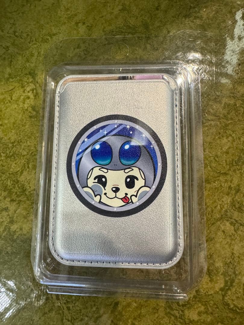 岩田剛典 カードウォレットMagsafe Cardwallet 韓国