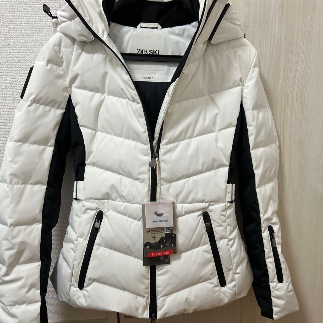 【新品未使用】【希少】ZARAスキーホワイト/ブラック☆完売品
