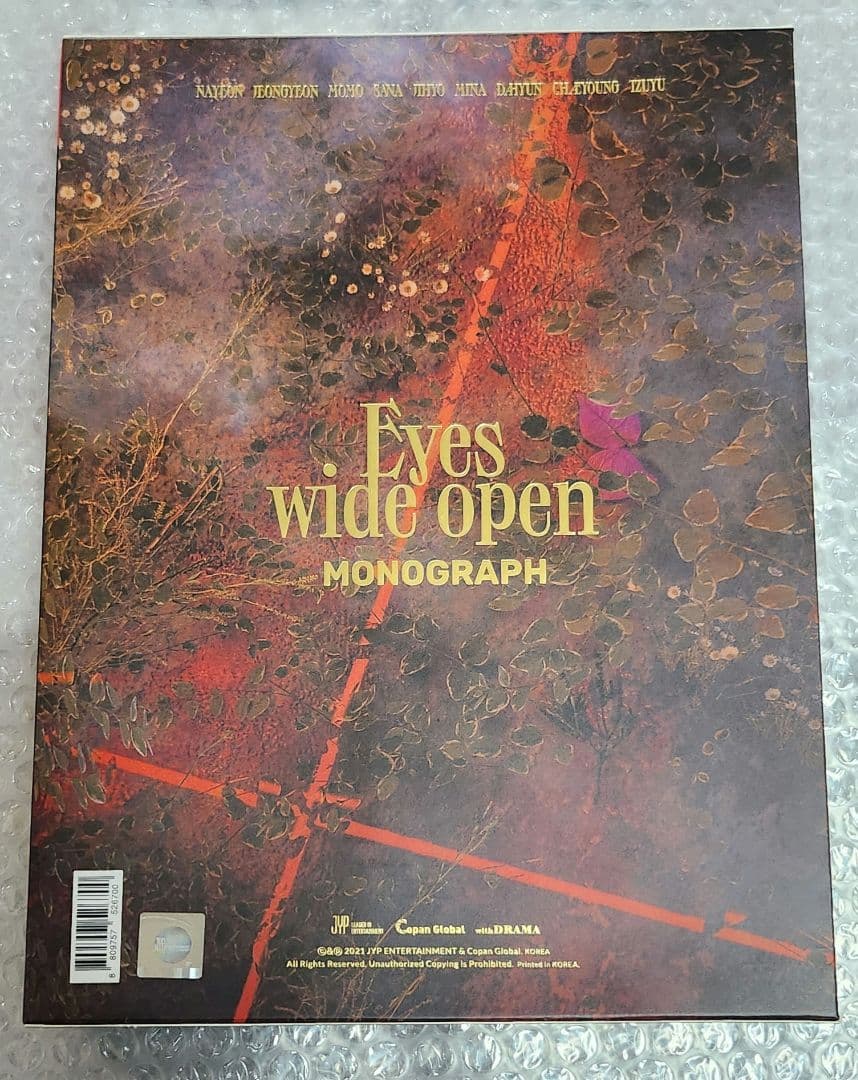 ☆TWICE☆EYES WIDE OPEN MONOGRAPH ブック☆
