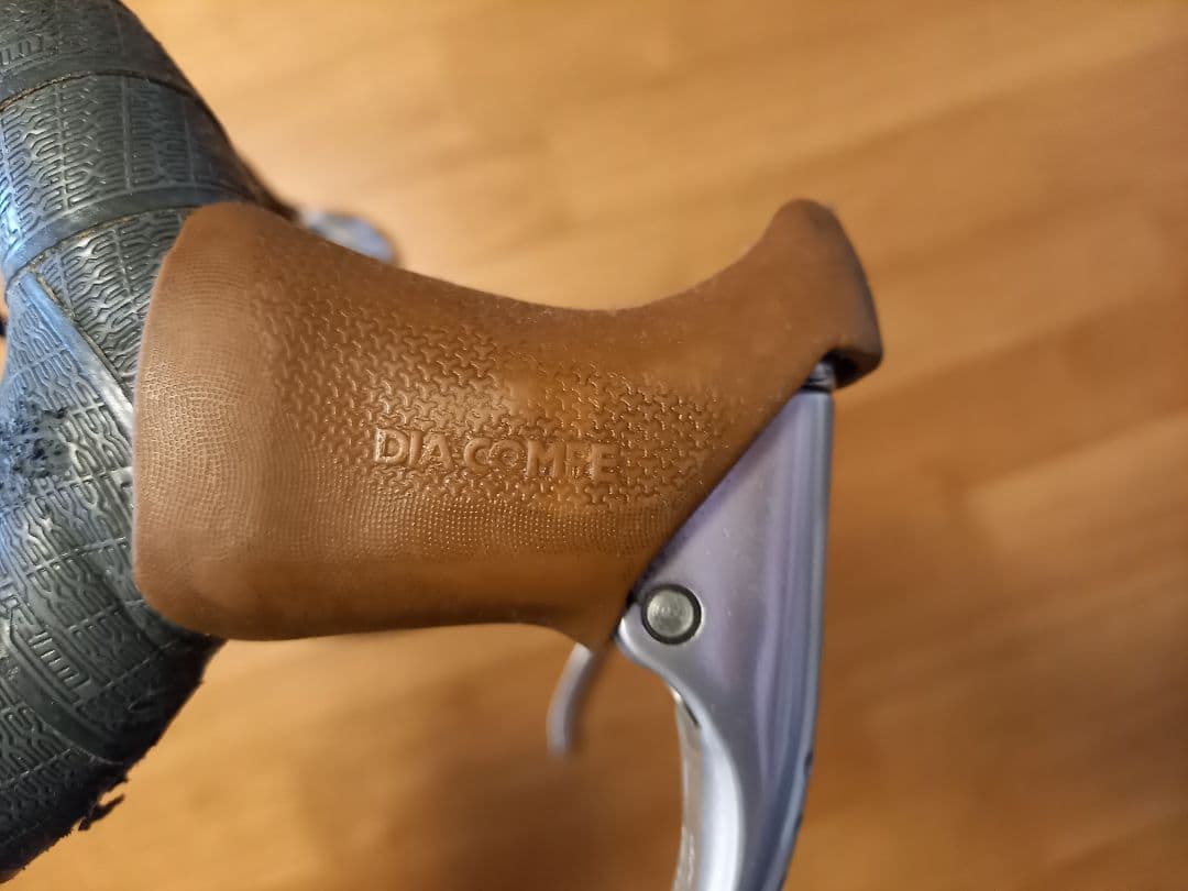 deda zero100　ハンドル　ピスト　トラック