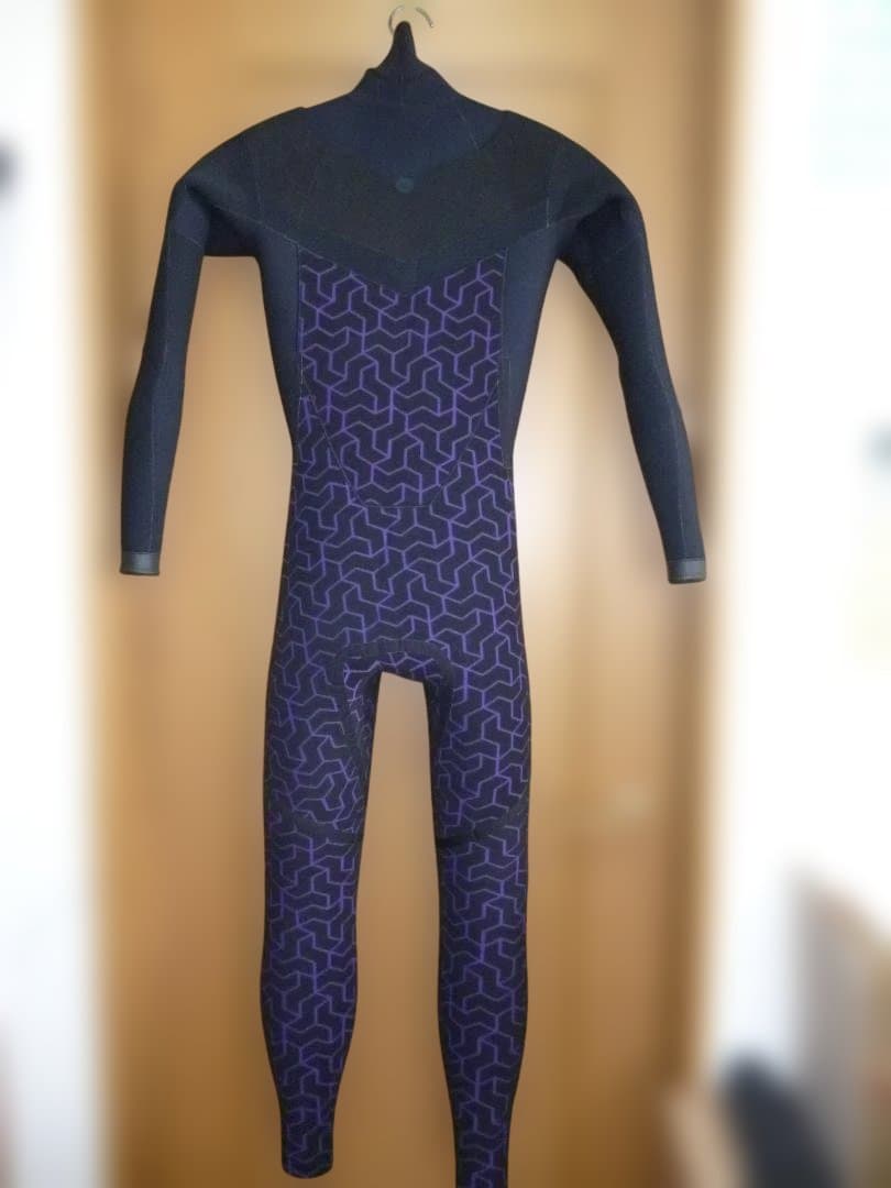 美品！BILLABONG（ビラボン）ロングチェストジップ・セミドライ！ 送料込み