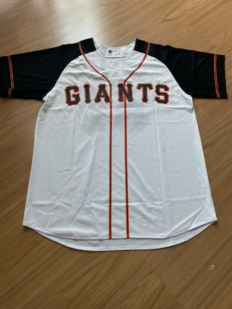 坂本勇人　読売ジャイアンツ　ユニフォームシャツ