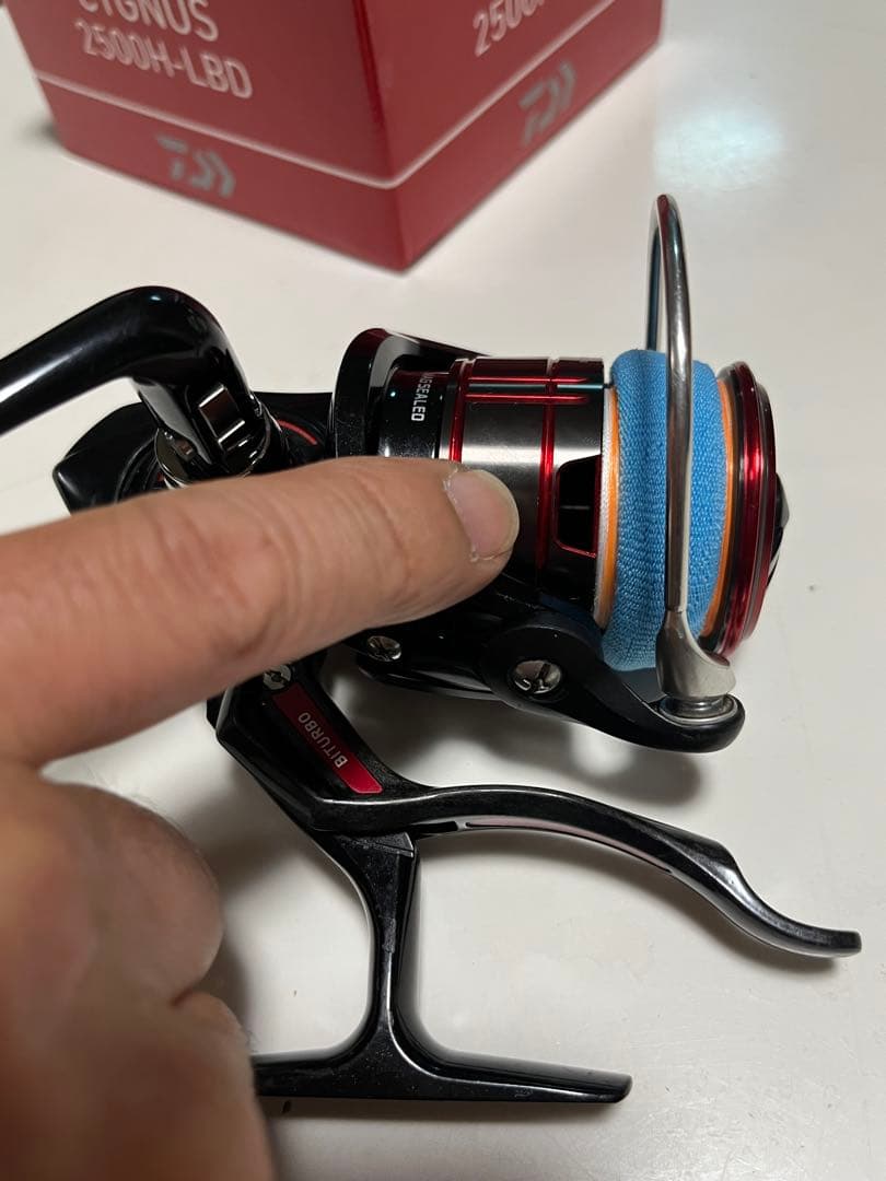 ダイワレバーブレーキリール シグナス2500H-LBD フィッシングリール訳あり