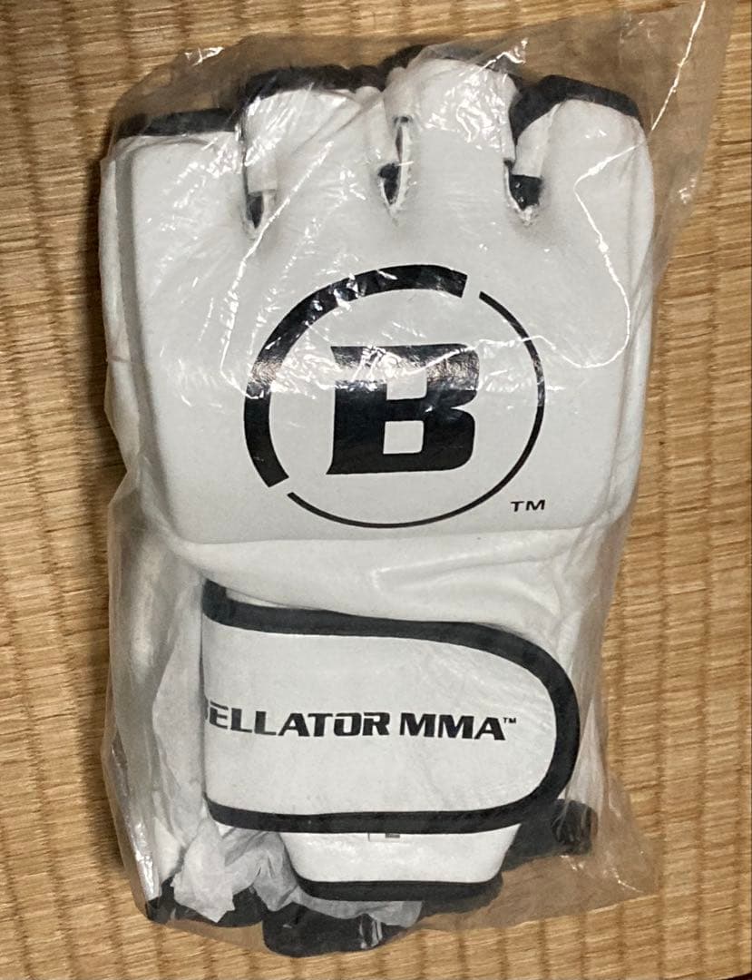 BELLATOR MMA OFFICIAL WHITE GROVE 限定 白色