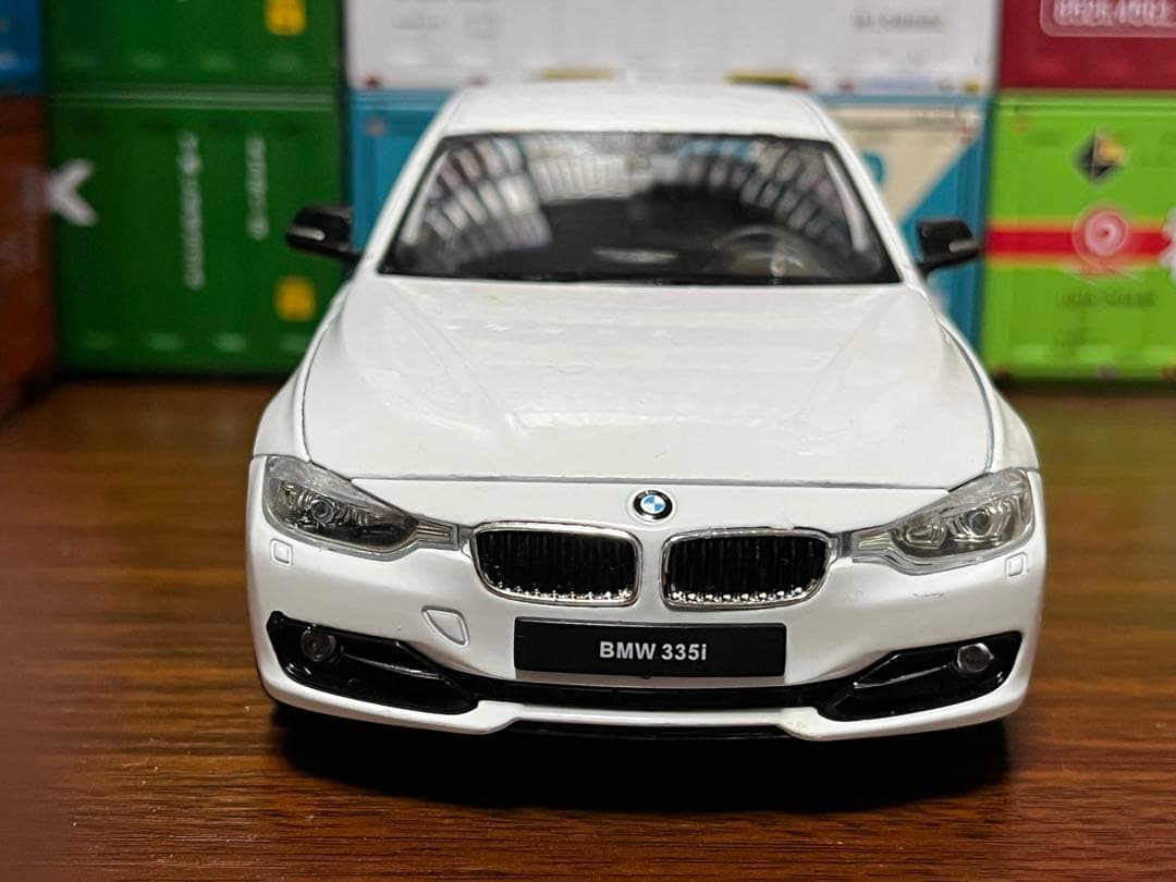 ★WELLY 1/24 ポルシェ 911 1/24  335i