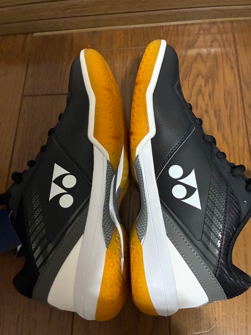 ヨネックス　パワークッション65Z バドミントンシューズ