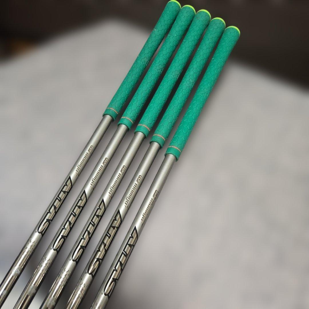 TaylorMade P790 レッドブルコラボ　限定アイアン　5本セット
