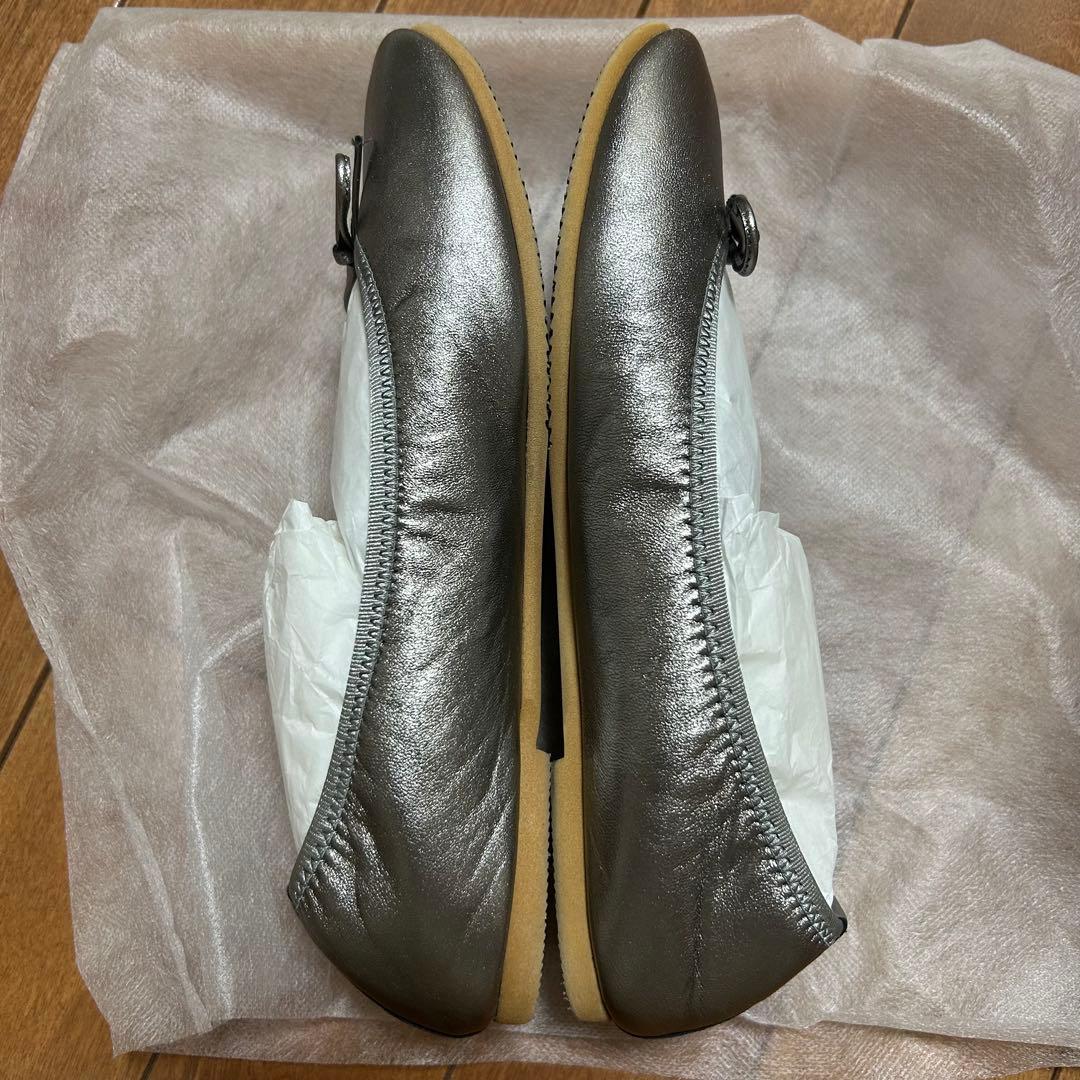 KurunTOKYO バレエシューズ 23.5cm シルバー