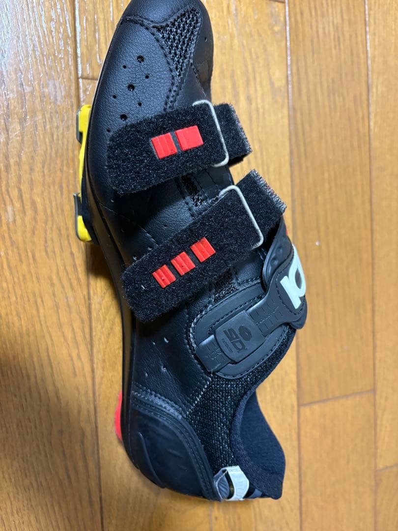 SIDI 自転車シューズ 黒/赤 ベルクロ