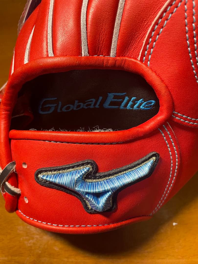 新品　未使用　ダイバーシティブルー　グローバルエイト　硬式グラブ