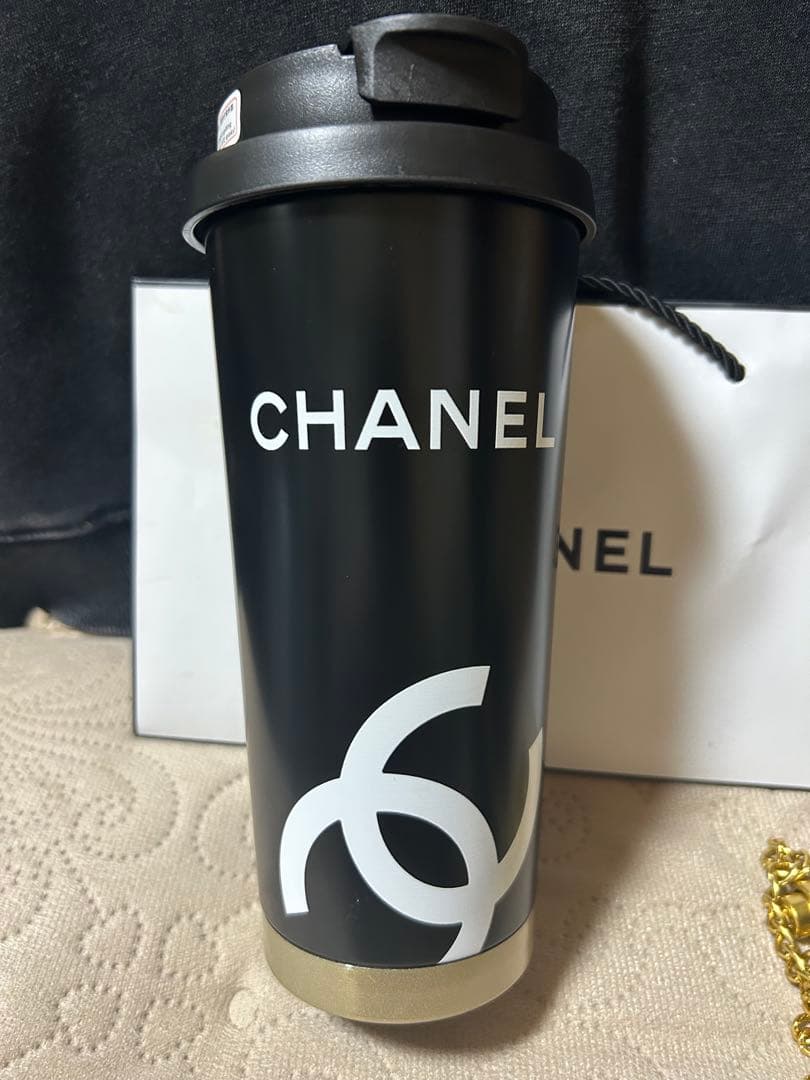 CHANEL マイボトル&チェーン付きホルダー ノベルティ