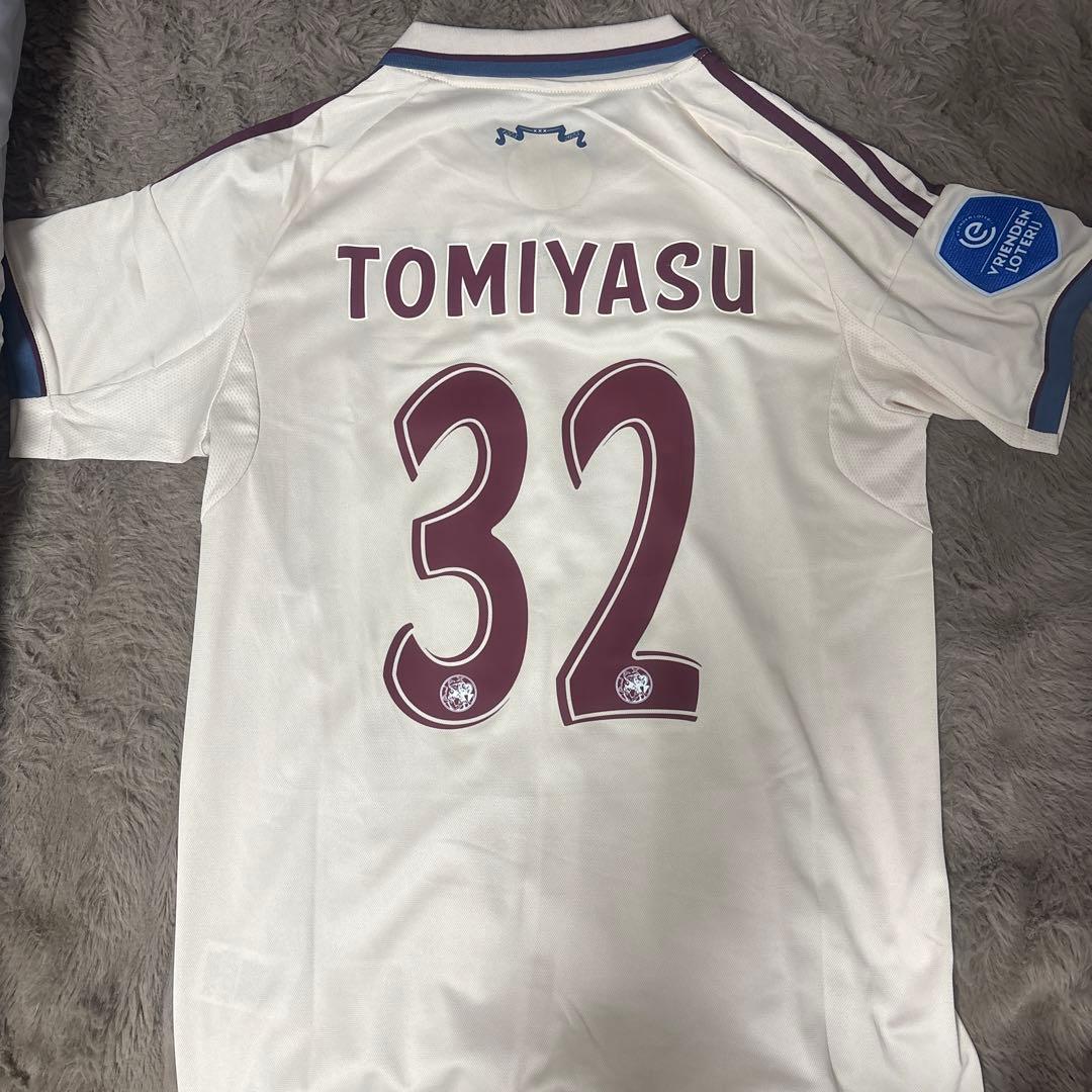 アヤックス TOMIYASU 32 サードユニフォームM
