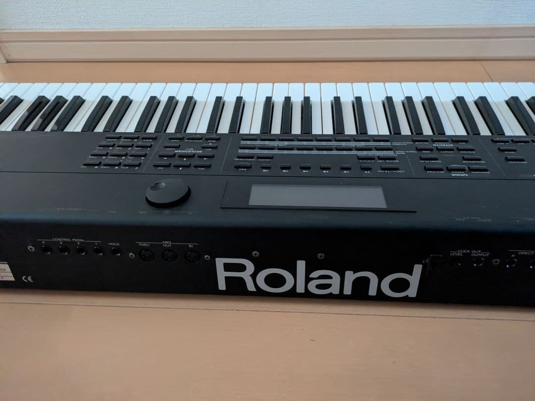 Roland　シンセサイザー　XP-80　ジャンク扱い品