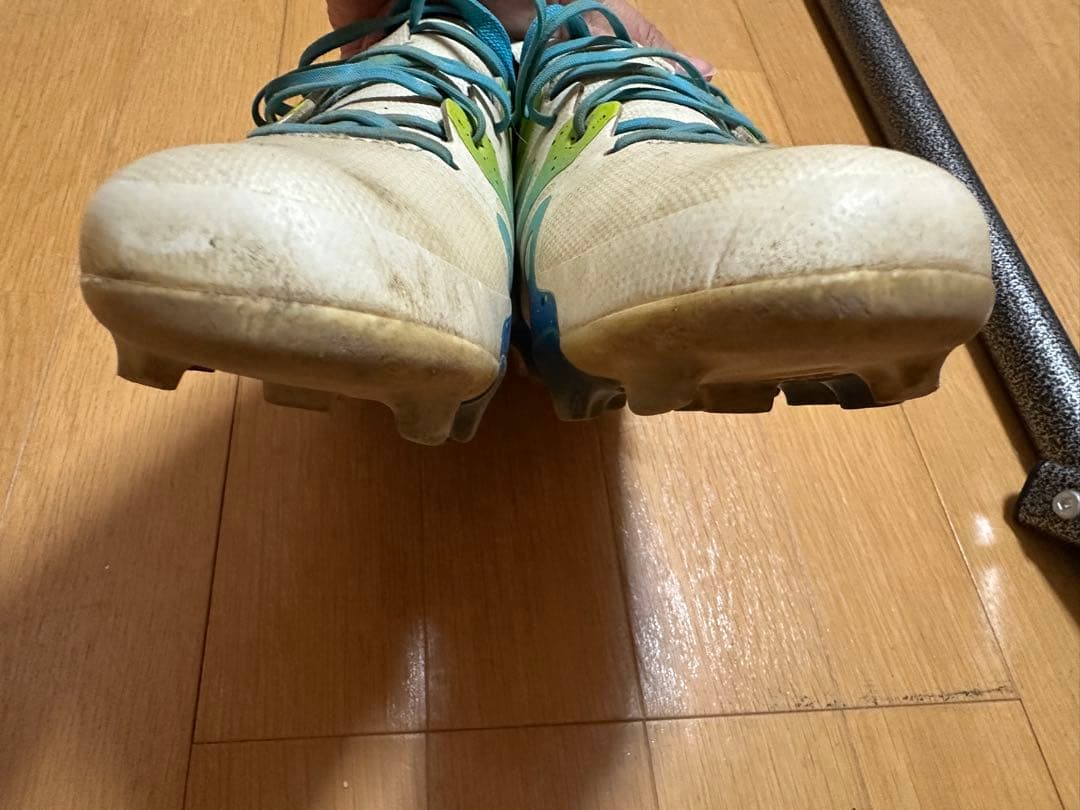 adidas サッカーシューズ ホワイト/ブルー/グリーン