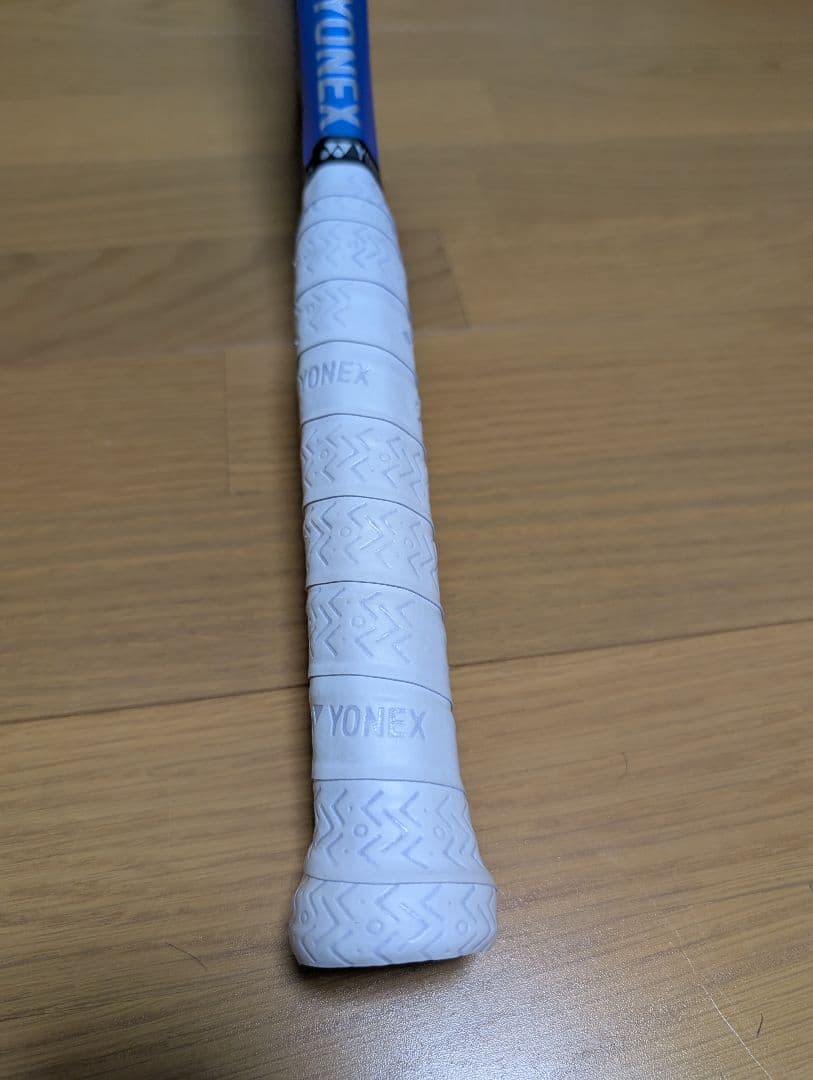 YONEX EZONE 100 TOUR テニスラケット　2025年モデル　G2