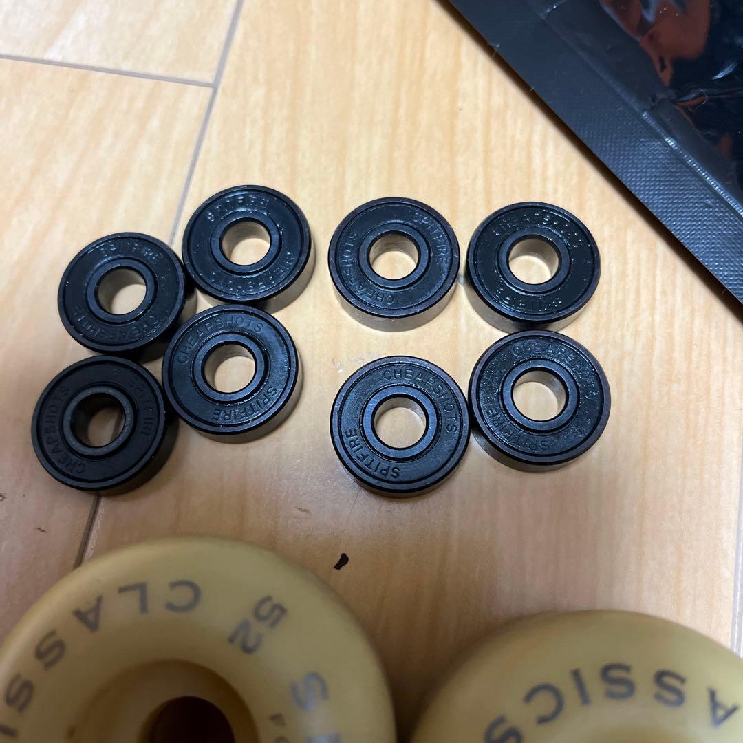 spitfire f4 スケートボード　ハードウィール　52mm