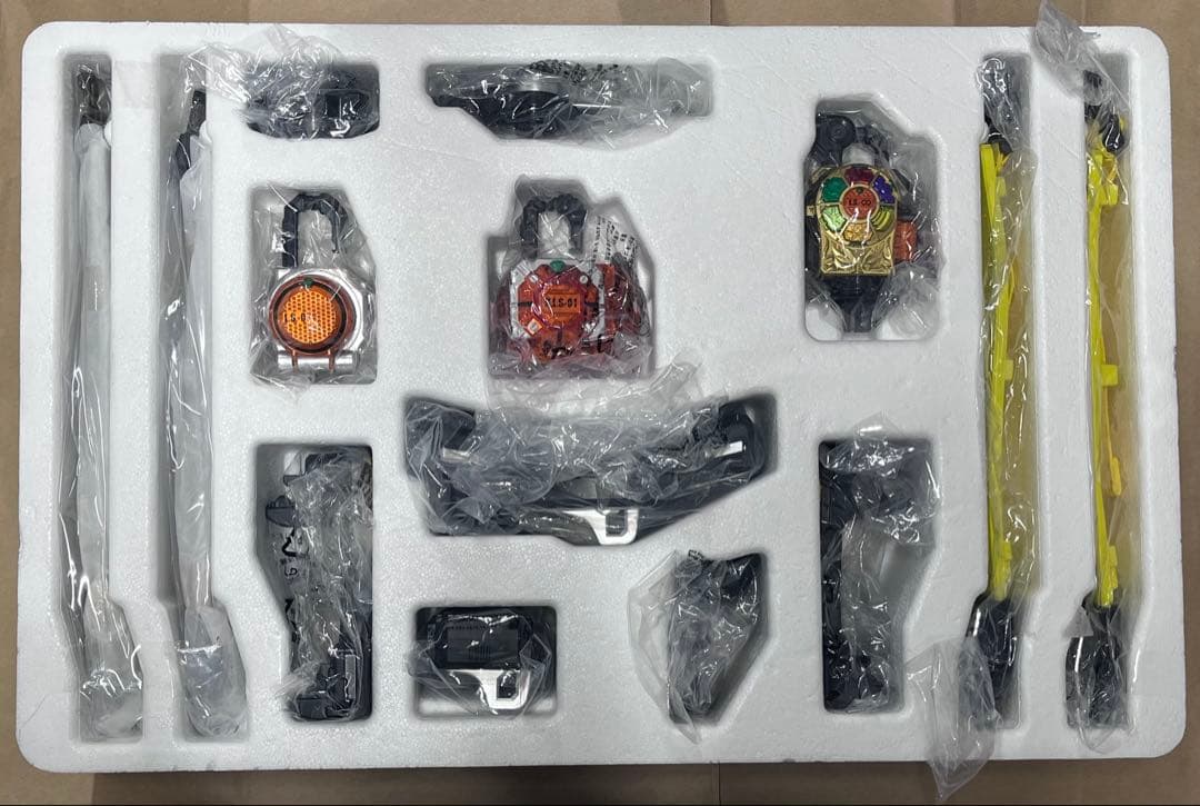 CSM コンプリートセレクション 仮面ライダー鎧武　戦極ドライバー 鎧武　訳あり