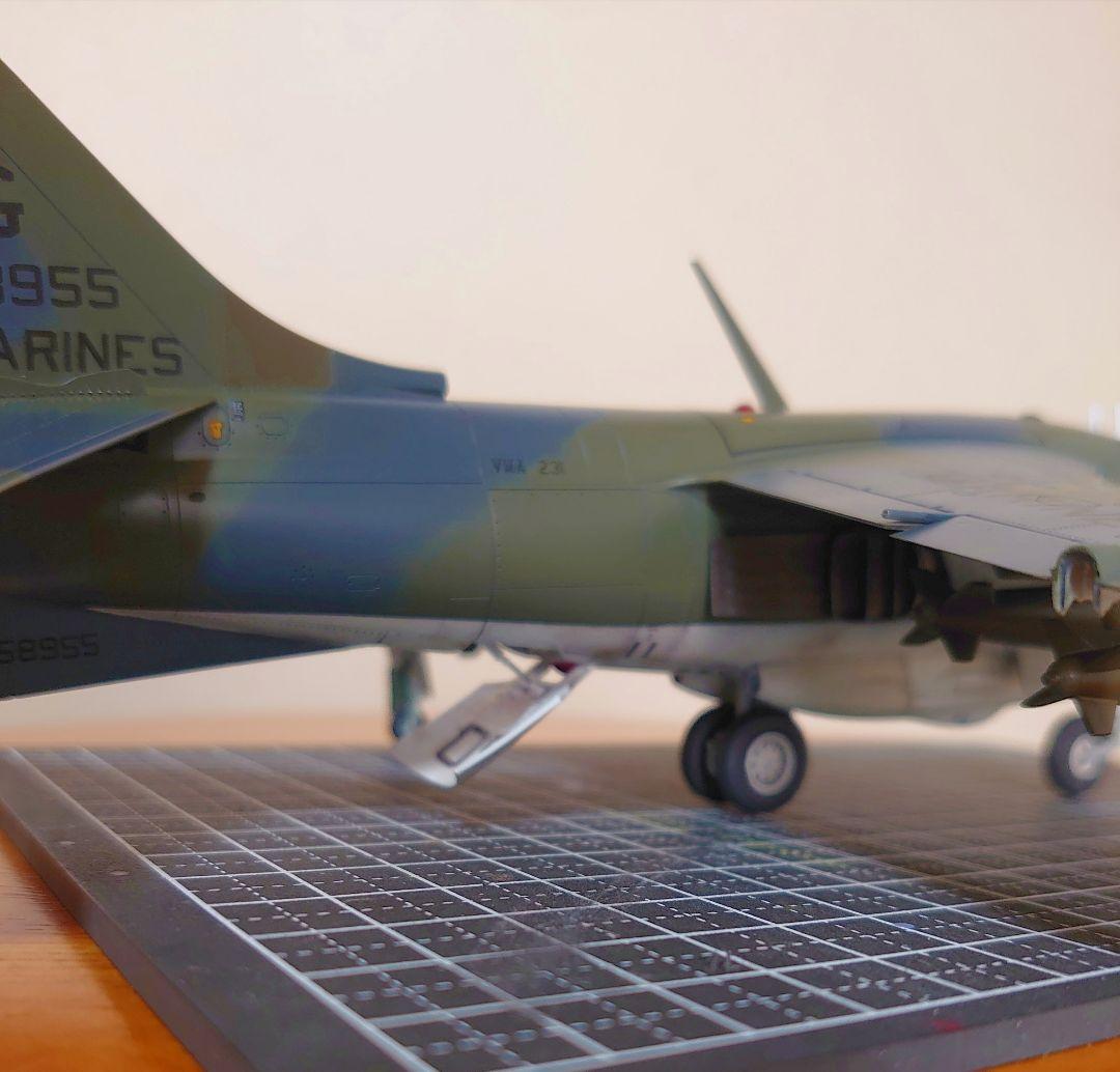 1/48 ホーカーシドレー AV-8A ハリアー 戦闘機