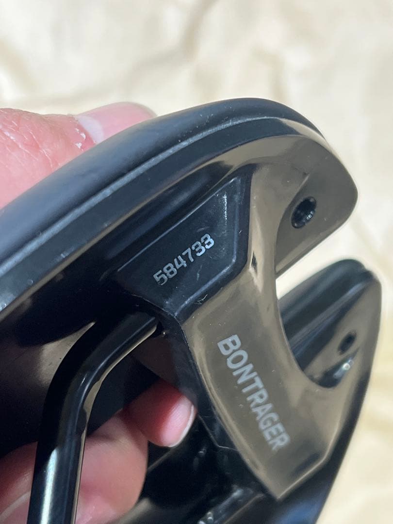 【美品】BONTRAGER アイオロスコンプ　サドル 145mm