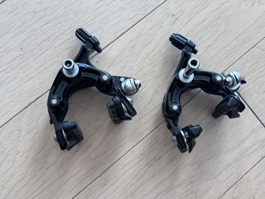 美品 SHIMANO 105前後ブレーキ RD-R7000